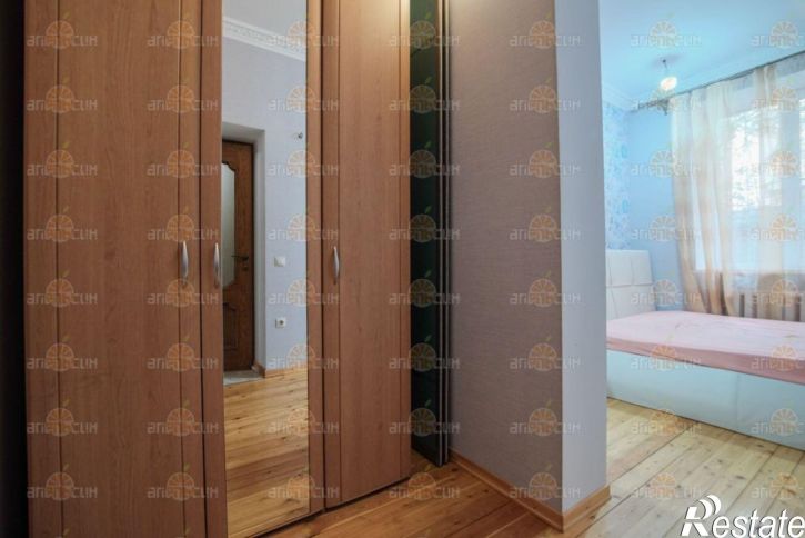 3-комн квартира Братский, 3