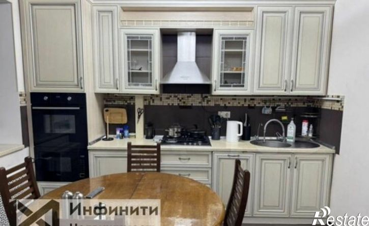 3-комн квартира ул Пирогова, 18 4,  д. 18 4,  к. 4