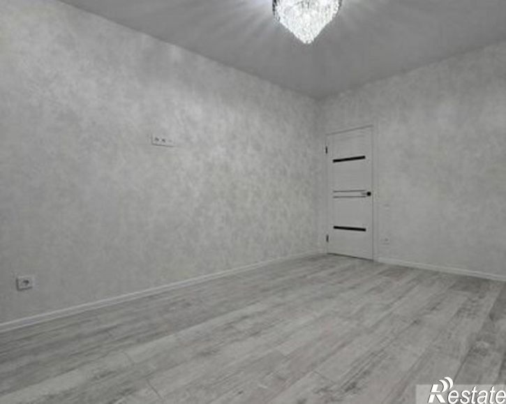 2-комн квартира ул 45 Параллель, 87,  д. 87