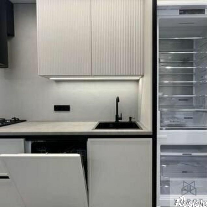 3-комн квартира ул Василия Копцова, 1,  д. 1