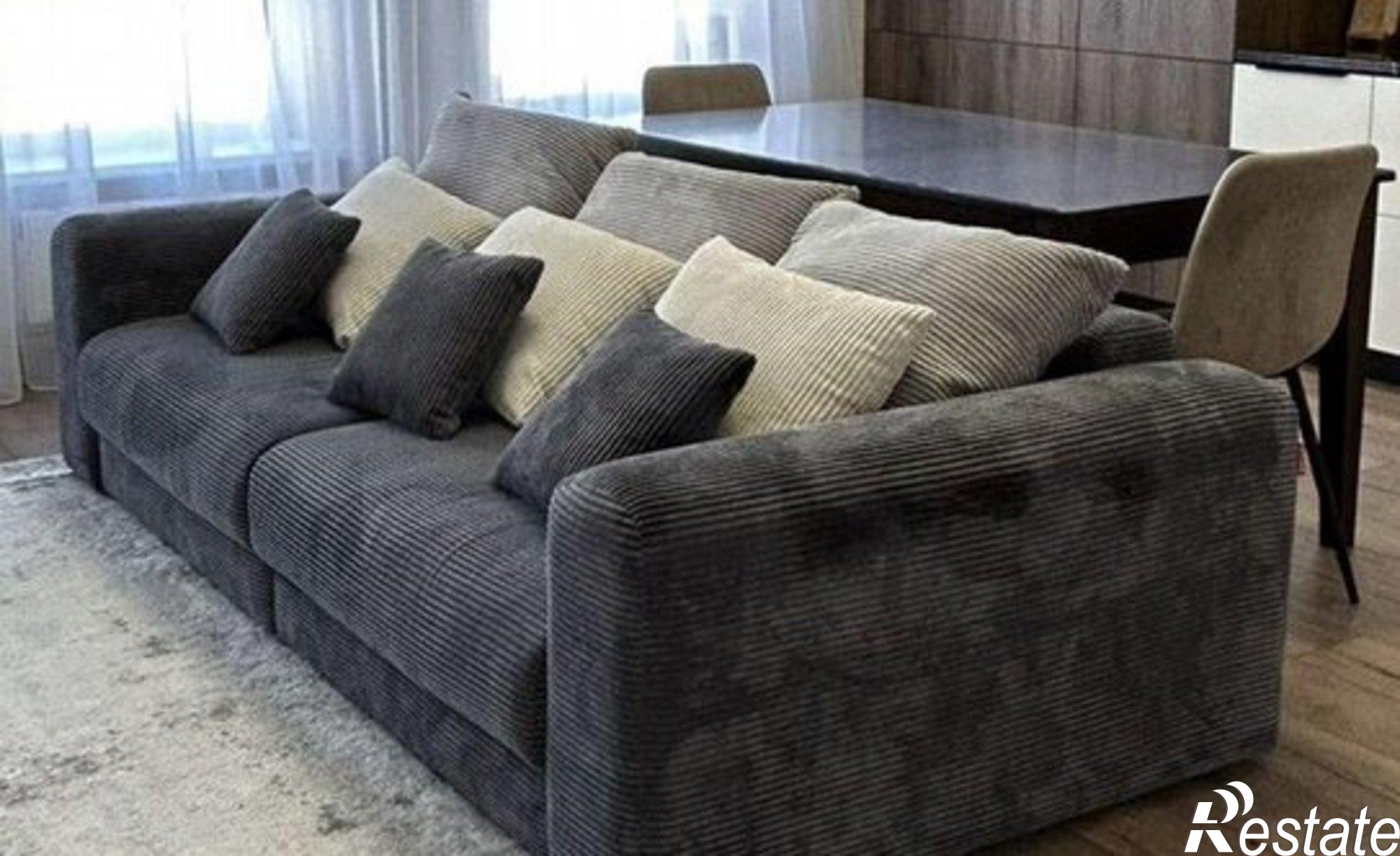 Купить квартиру за 12 800 000 рублей на улица 45-я Параллель, 3