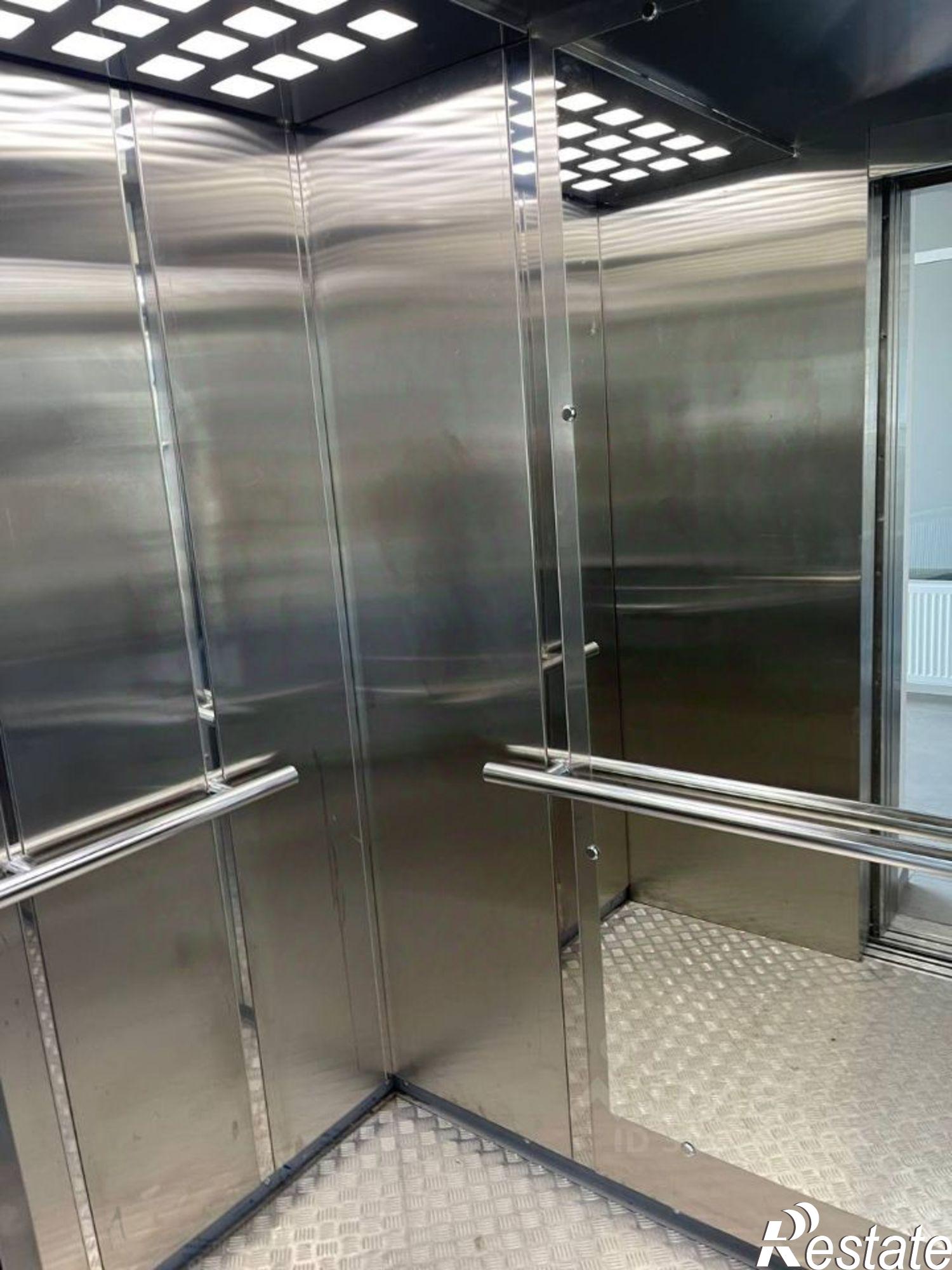 Сдать торговое помещение за 120 000 рублей на улица Южный Обход, 26