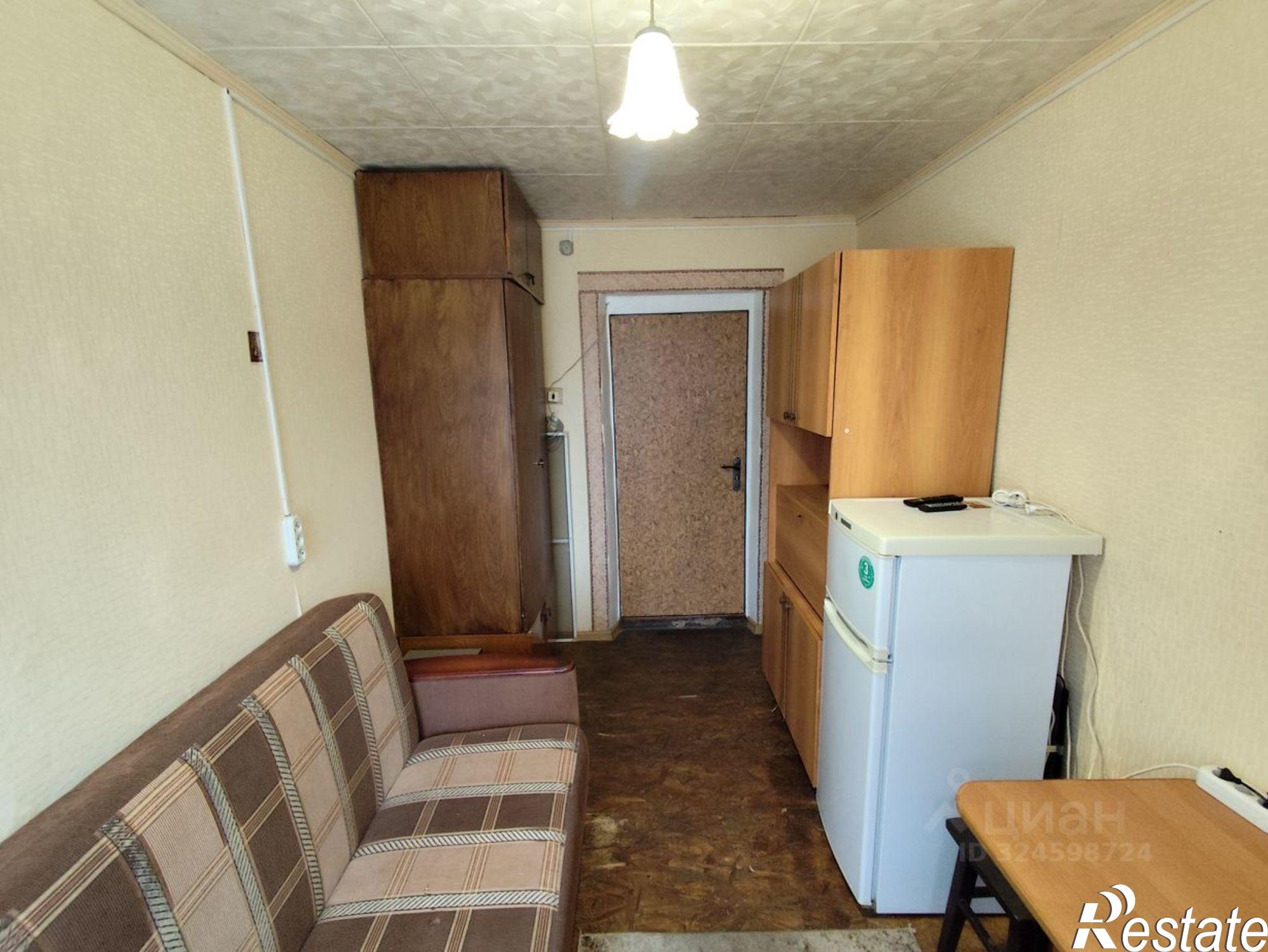 Купить комнату за 650 000 рублей на Гвардейский проезд, 10