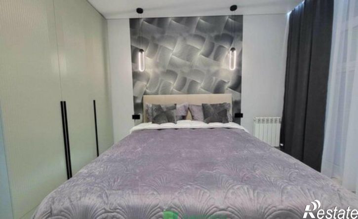 3-комн квартира улица Павла Буравцева, 42 к1,  д. 42 к1