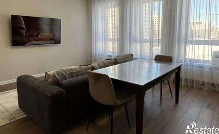 2-комн квартира в новом доме улица 45-я Параллель, 3,  д. 3