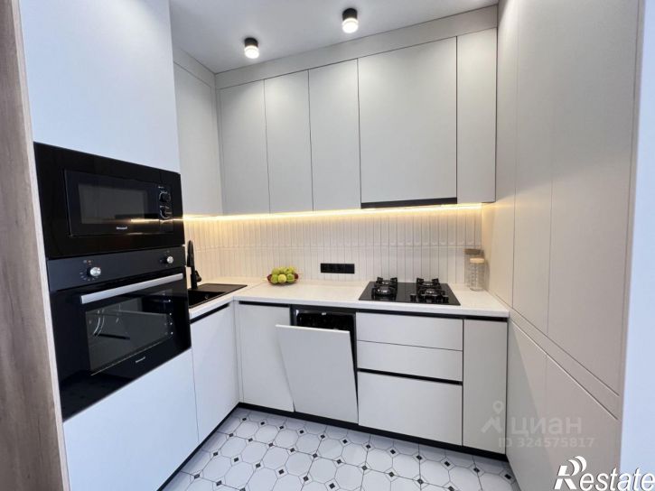 2-комн квартира улица Матрены Наздрачевой, 3/1,  д. 3/1