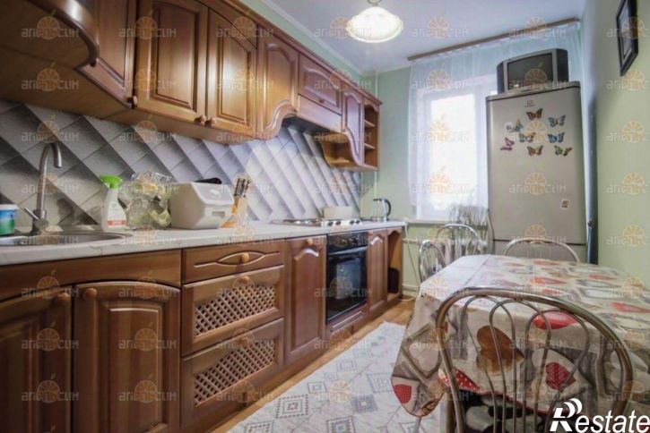 3-комн квартира улица Космонавтов, 4А,  д. 4А