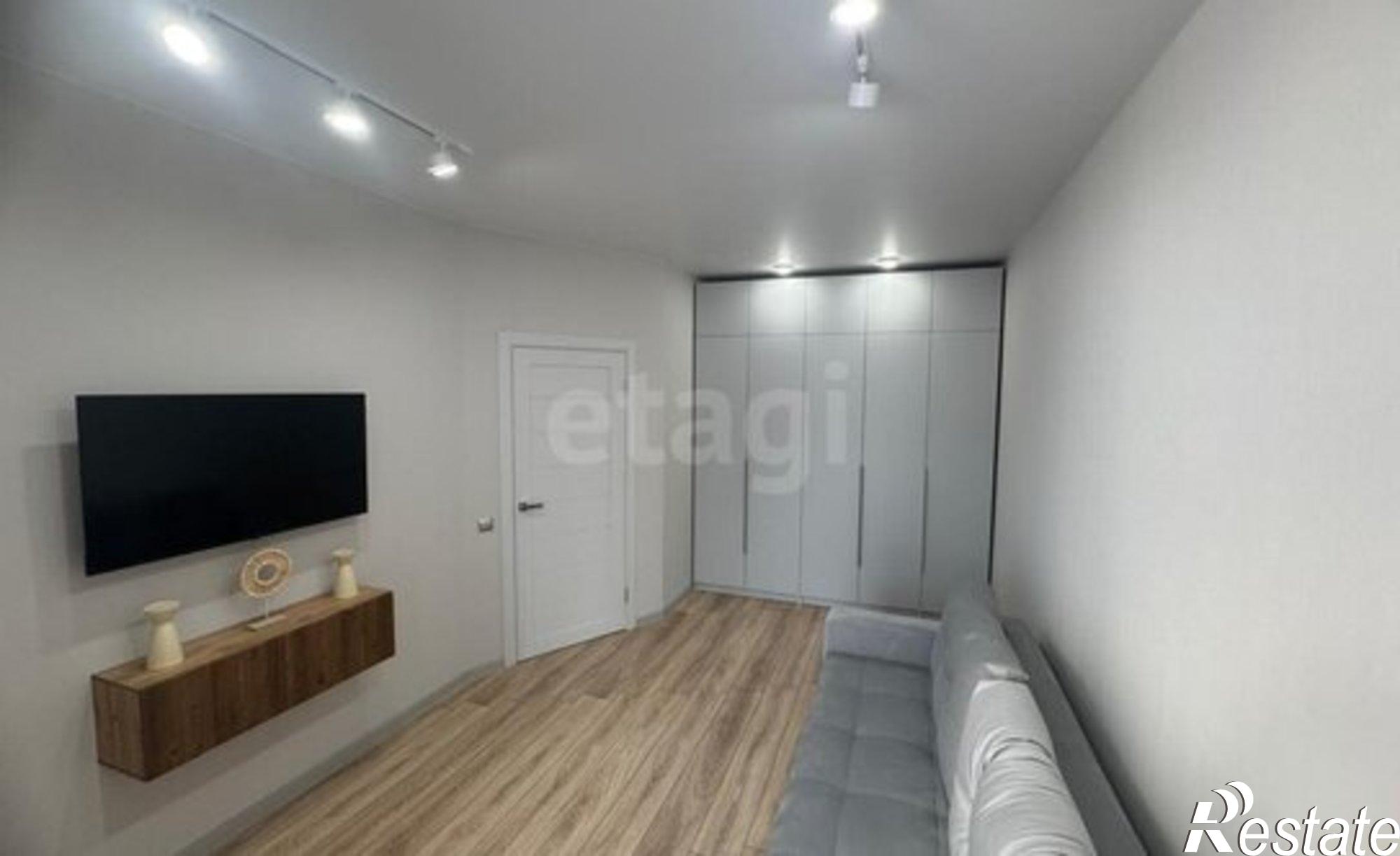 Купить квартиру за 6 100 000 рублей на Российский пр-кт, 17