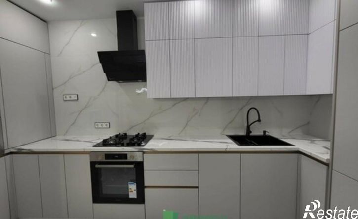 3-комн квартира улица Павла Буравцева, 42 к1,  д. 42 к1