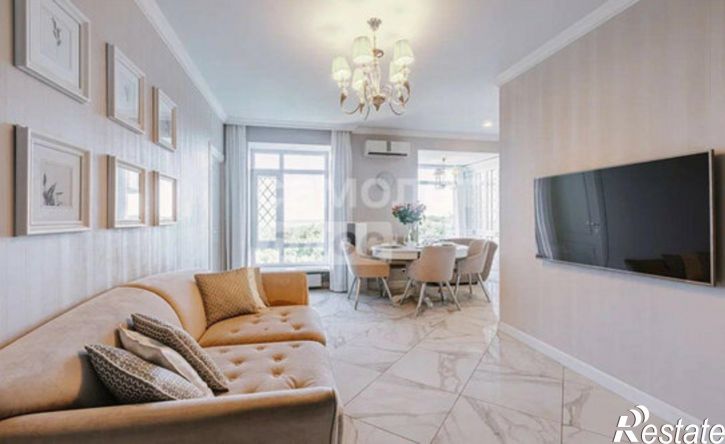 3-комн квартира ул Лопырина, 121,  д. 121