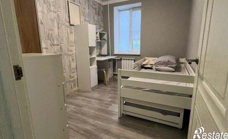 4-комн квартира улица 50 лет ВЛКСМ, 35/1,  д. 35/1