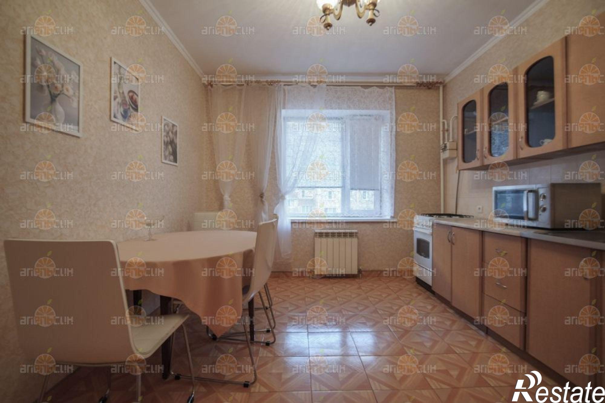 Сдать квартиру за 25 500 рублей на Пирогова, 44