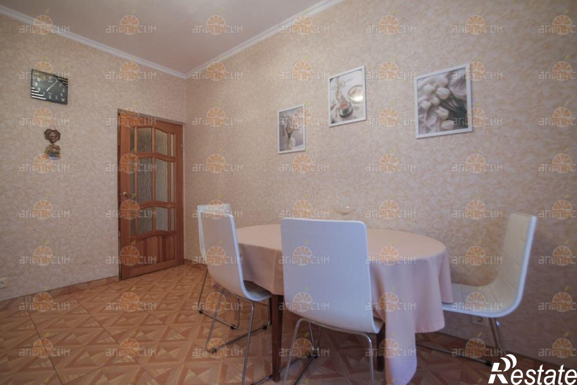 Сдать квартиру за 25 500 рублей на Пирогова, 44