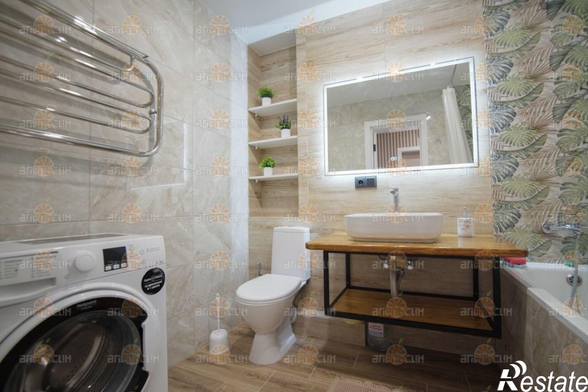 Сдать квартиру за 32 000 рублей на Рогожникова, 21/1