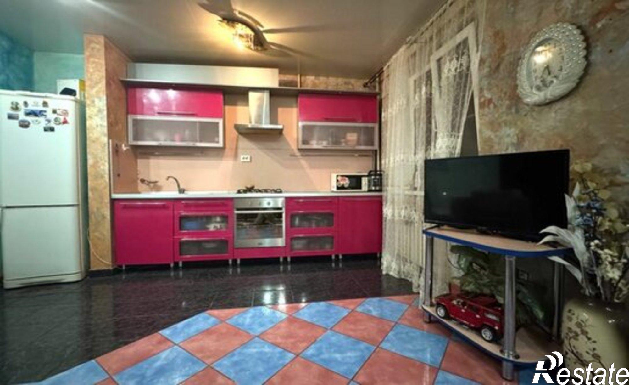 Купить квартиру за 5 500 000 рублей на улица 50 лет ВЛКСМ, 73/1