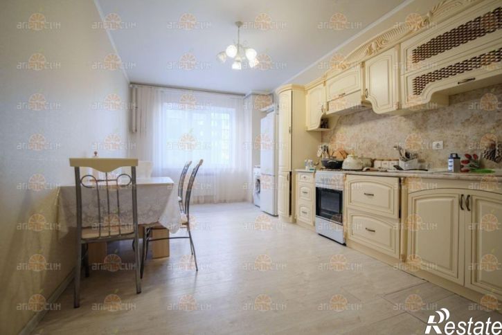 3-комн квартира Тухачевского, 30