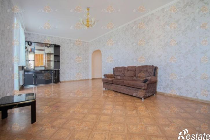 2-комн квартира Маяковского, 15