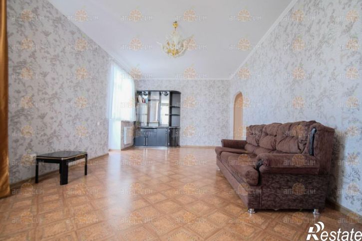 2-комн квартира Маяковского, 15