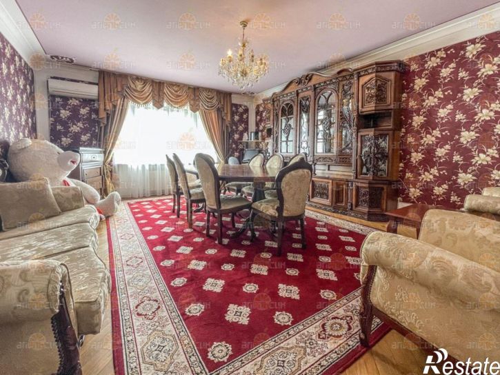 3-комн квартира 45 параллель, 2