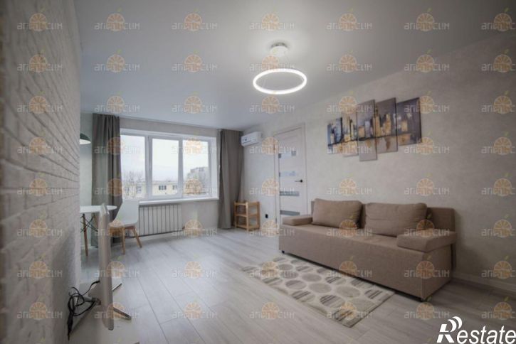 2-комн квартира Мира, 455