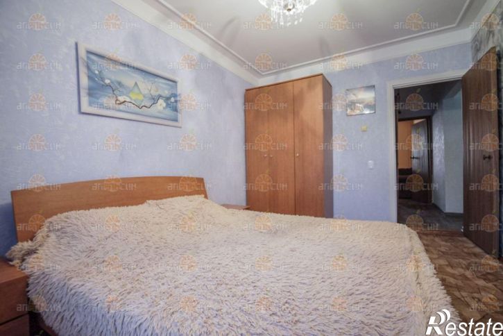 3-комн квартира Космонавтов, 4а