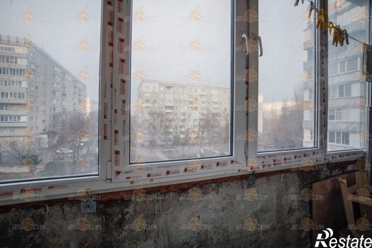 3-комн квартира Космонавтов, 4а