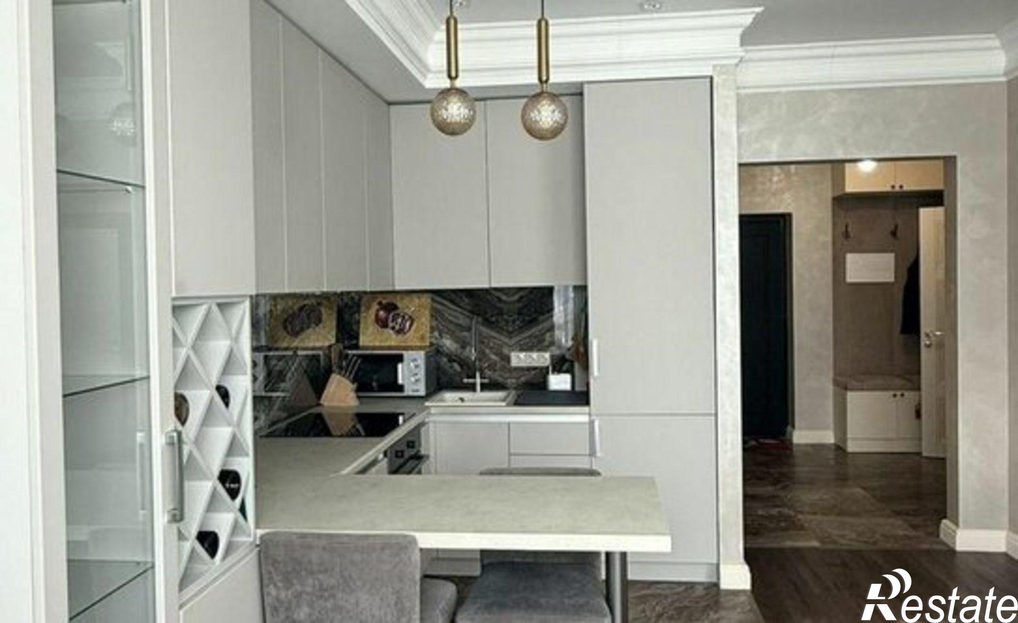 Купить квартиру за 12 800 000 рублей на ул М.Морозова, 31