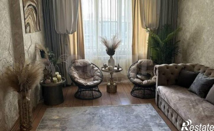 3-комн квартира улица 50 лет ВЛКСМ, 69/2,  д. 69/2