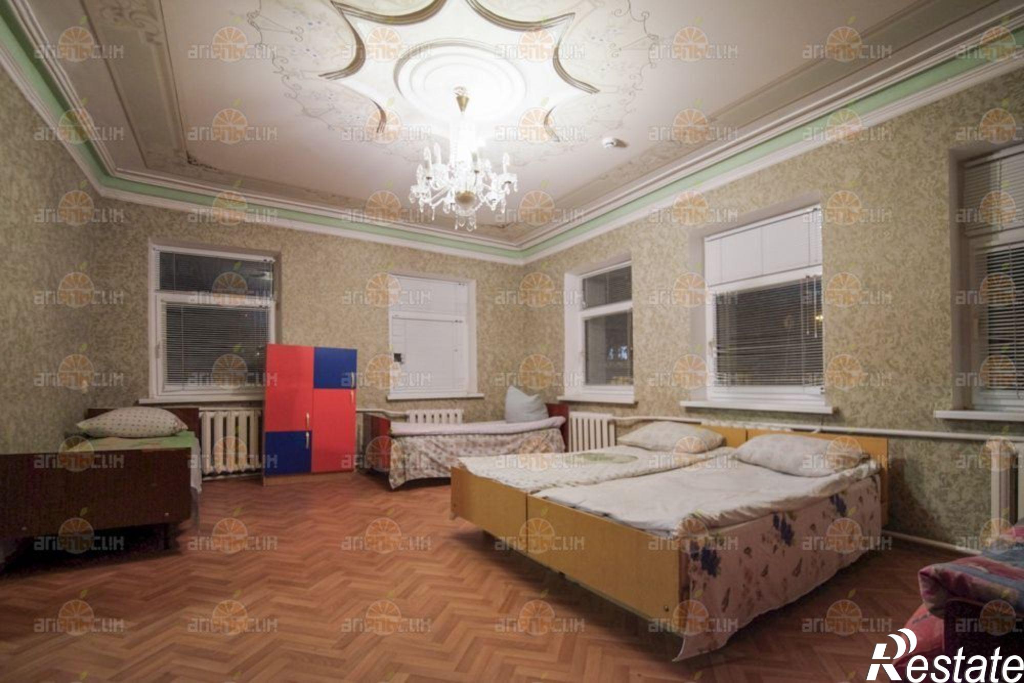 Сдать дачу, дом, коттедж за 120 000 рублей на Короткова, 144