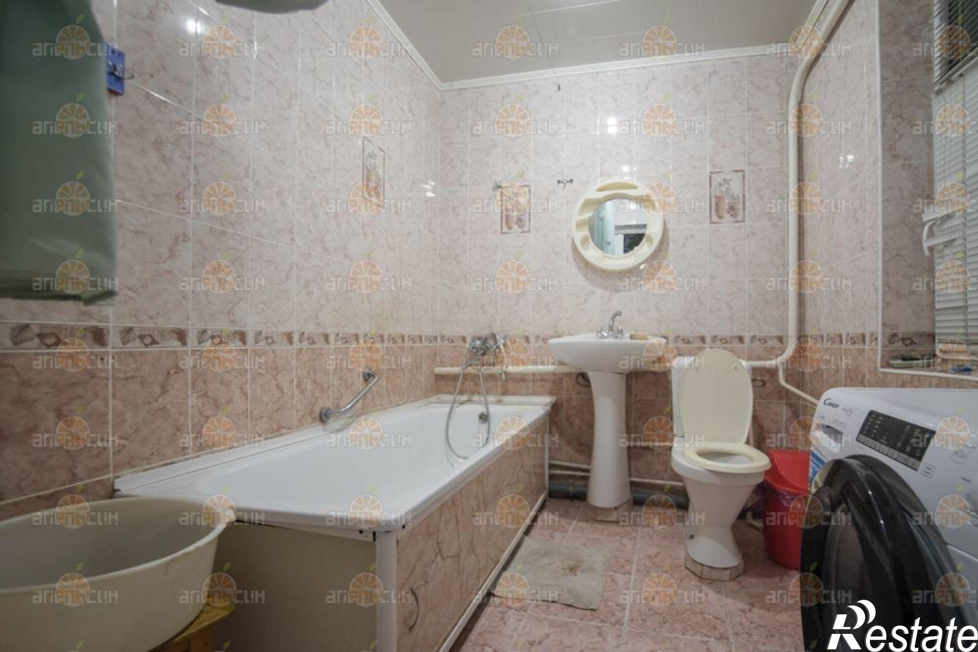Сдать дачу, дом, коттедж за 120 000 рублей на Короткова, 144