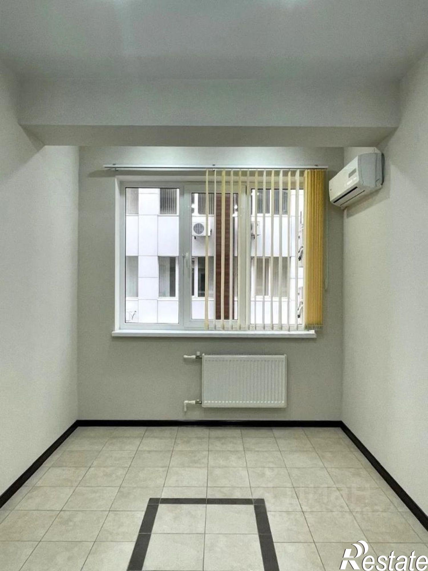 Купить офис, помещение под офис за 2 100 010 рублей на ул Артема, 23/25