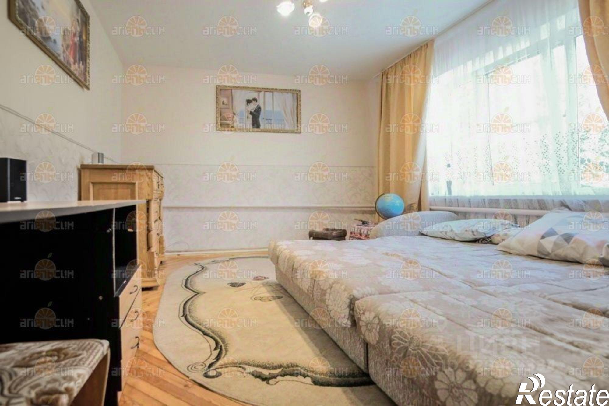 Сдать дачу, дом, коттедж за 35 000 рублей на пер Чкалова, 43