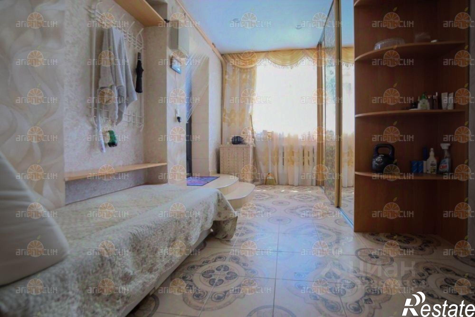 Сдать дачу, дом, коттедж за 35 000 рублей на пер Чкалова, 43
