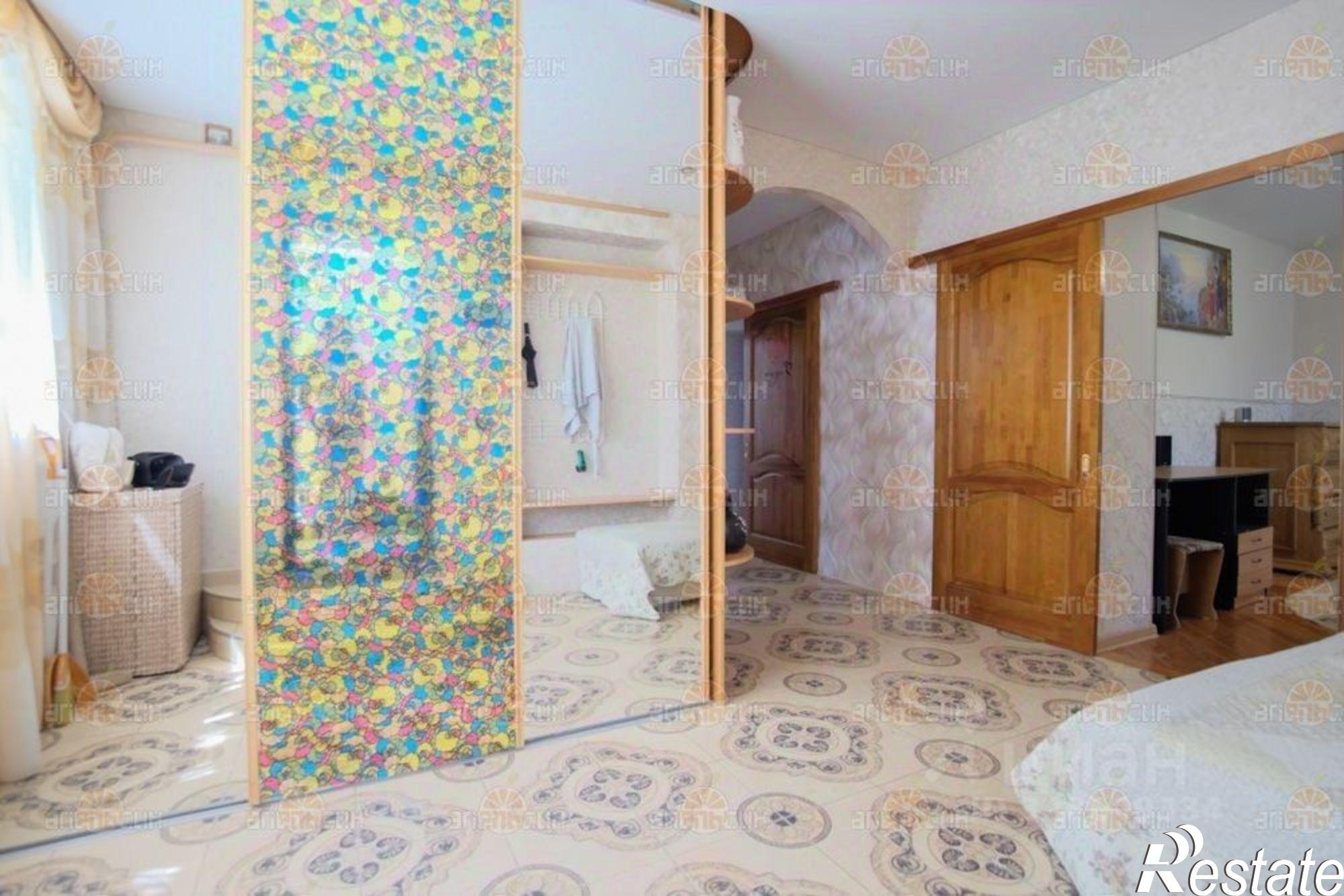 Сдать дачу, дом, коттедж за 35 000 рублей на пер Чкалова, 43
