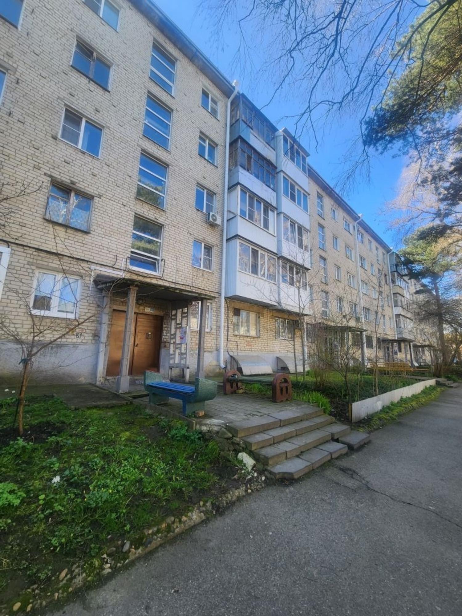 Купить квартиру за 4 100 000 рублей на Дзержинского ул, 230