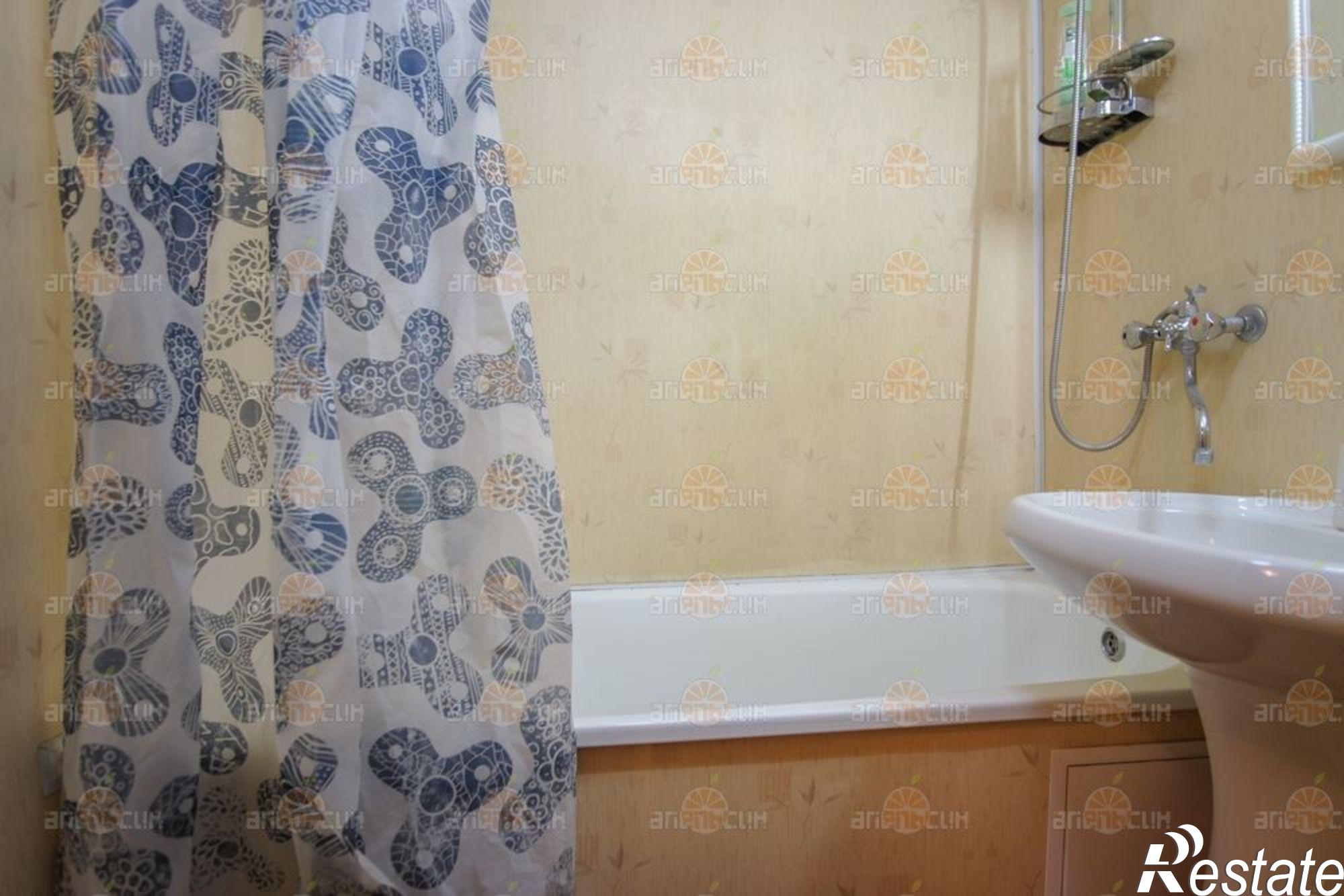 Сдать квартиру за 15 000 рублей на Чехова, 49