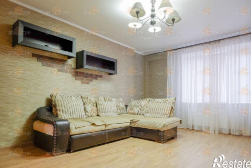 Аренда 2-комн квартиры Макарова, 26б