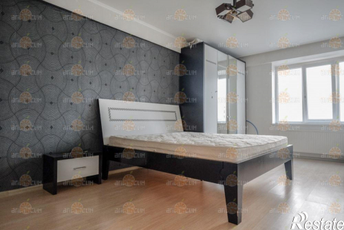 Аренда 2-комн квартиры Макарова, 26б