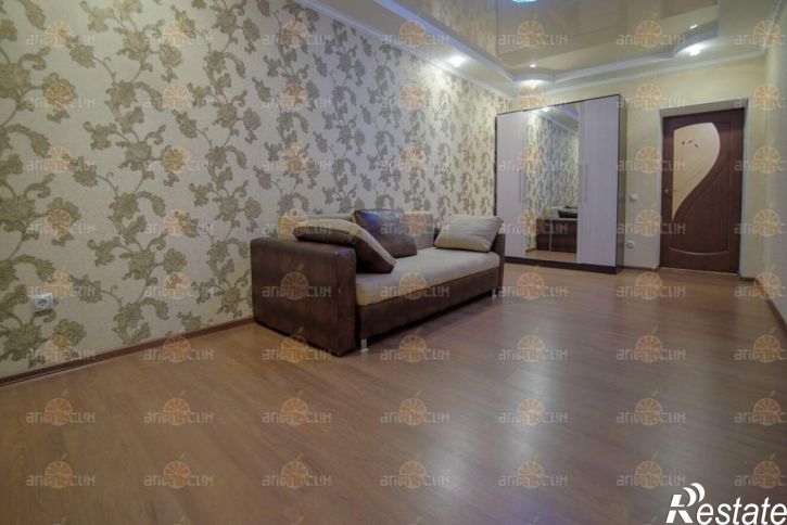 2-комн квартира Достоевского, 75