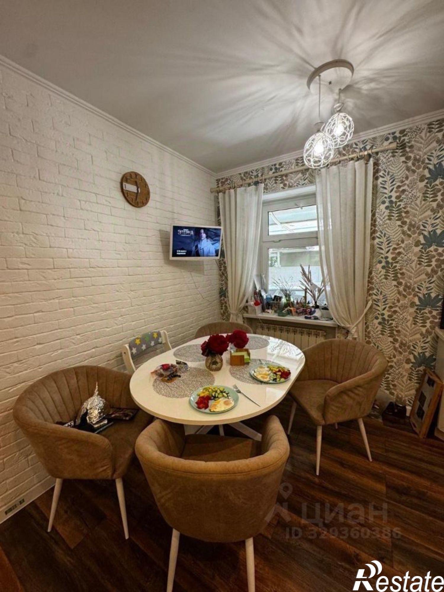 Купить дачу, дом, коттедж за 16 000 000 рублей на улица Серова, 319