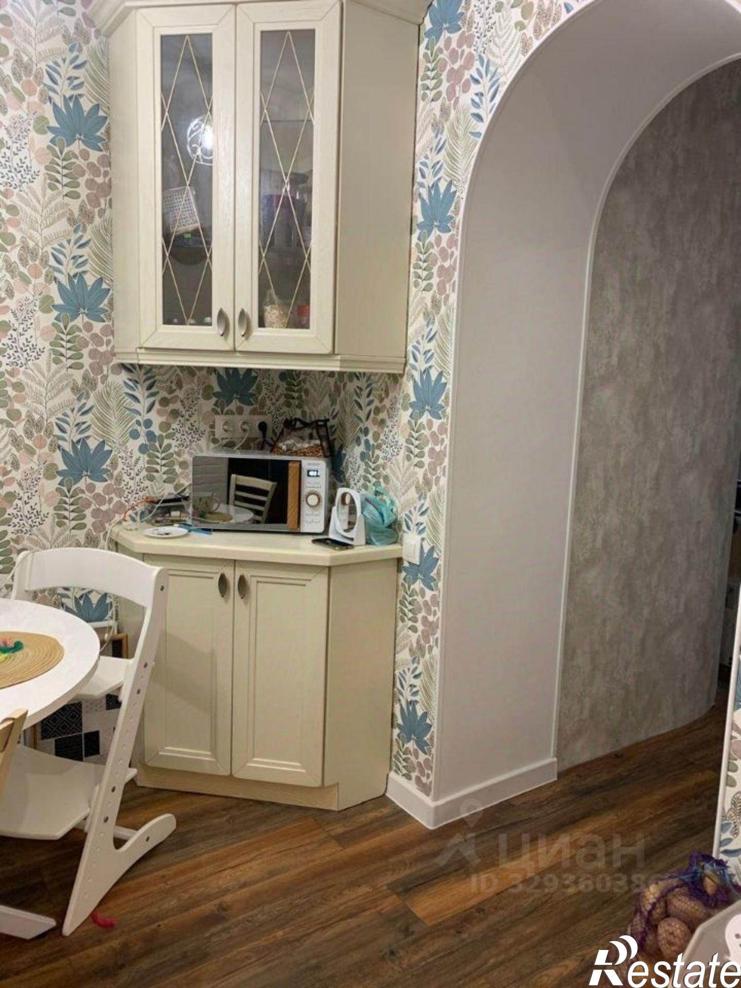 Купить дачу, дом, коттедж за 16 000 000 рублей на улица Серова, 319