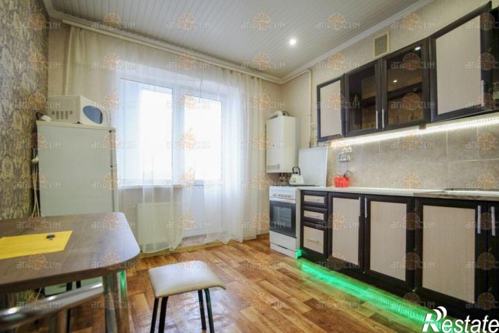 1-комн квартира 45 Параллель, 49