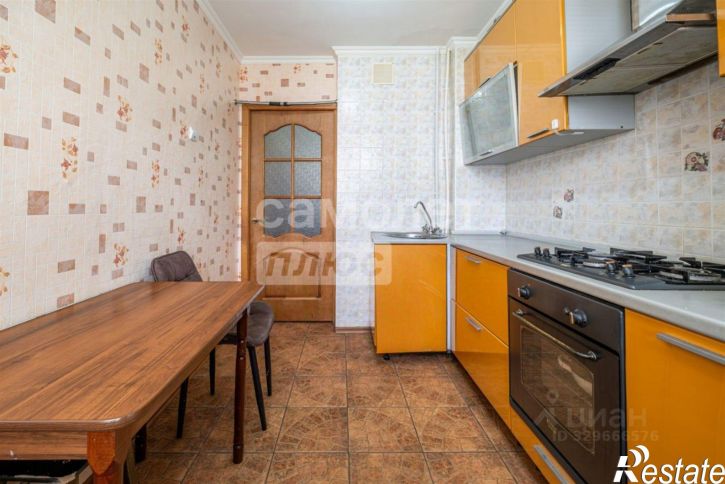2-комн квартира проспект Юности, 40,  д. 40