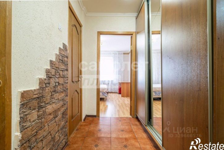 2-комн квартира проспект Юности, 40,  д. 40