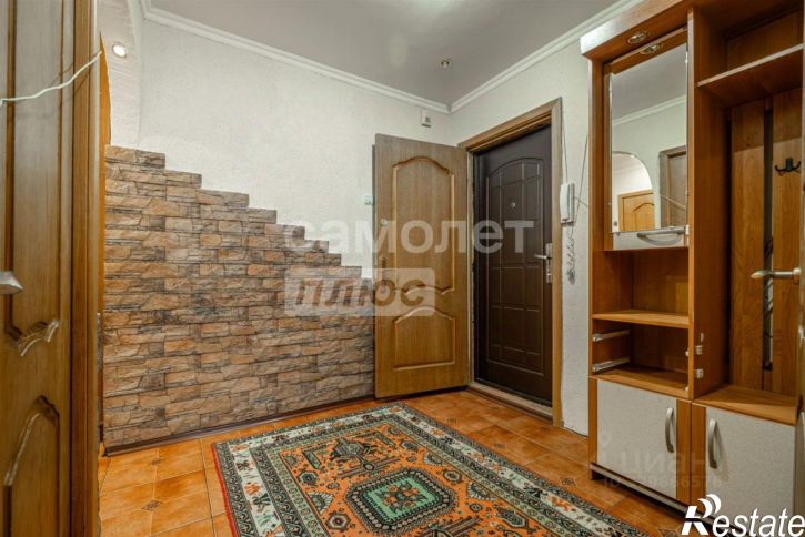 2-комн квартира проспект Юности, 40,  д. 40