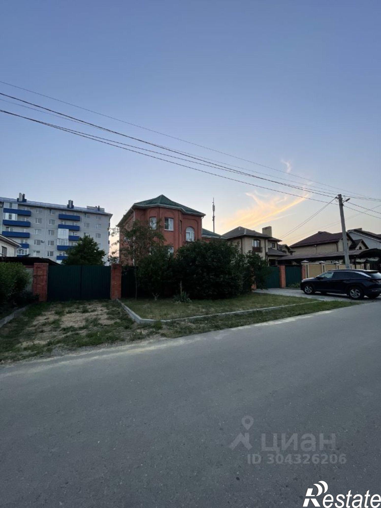 Купить дачу, дом, коттедж за 16 500 000 рублей на Батальонная улица, 7