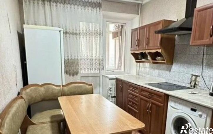 2-комн квартира улица 50 лет ВЛКСМ, 81/1,  д. 81/1