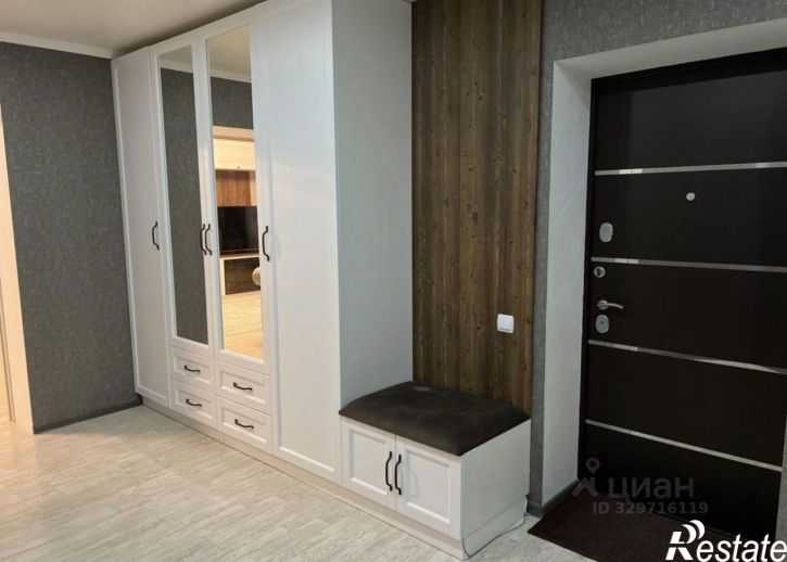 2-комн квартира улица 45-я Параллель, 22,  д. 22