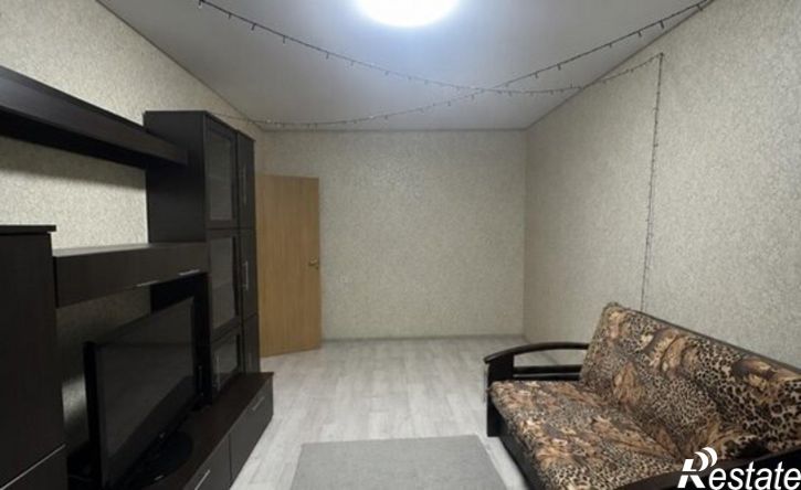 3-комн квартира ул Серова, 472/2,  д. 472/2