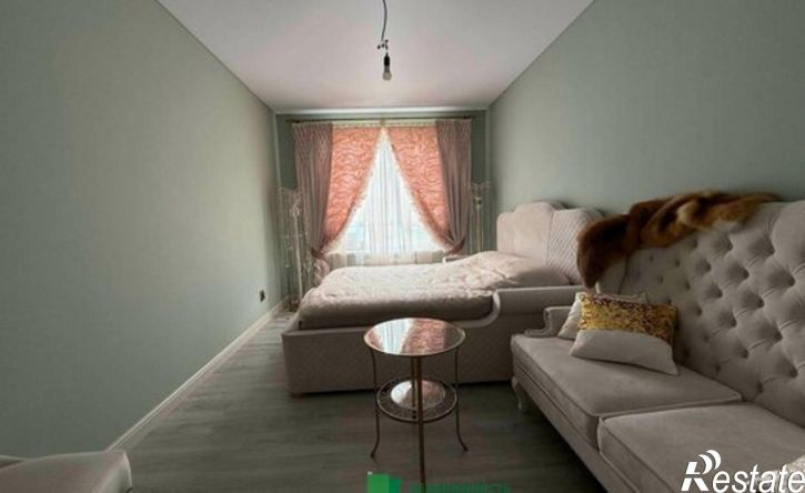 1-комн квартира ул 45 Параллель, 85,  д. 85